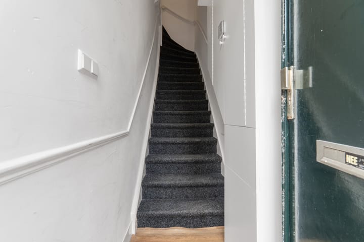 Foto 6 van Rozenburgstraat 4-B