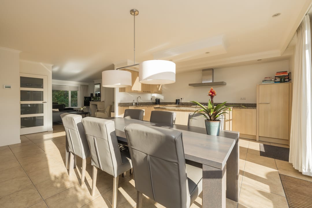 Foto 13 van Henriette Roland Holstlaan 11