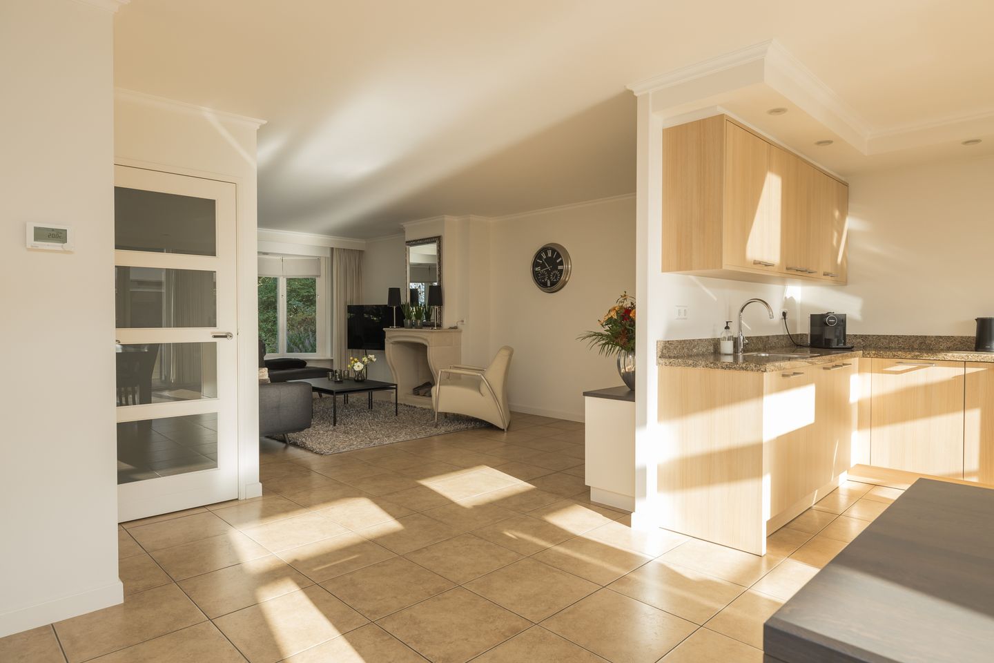 Foto 14 van Henriette Roland Holstlaan 11