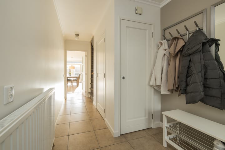 Photo 25 of Henriette Roland Holstlaan 11