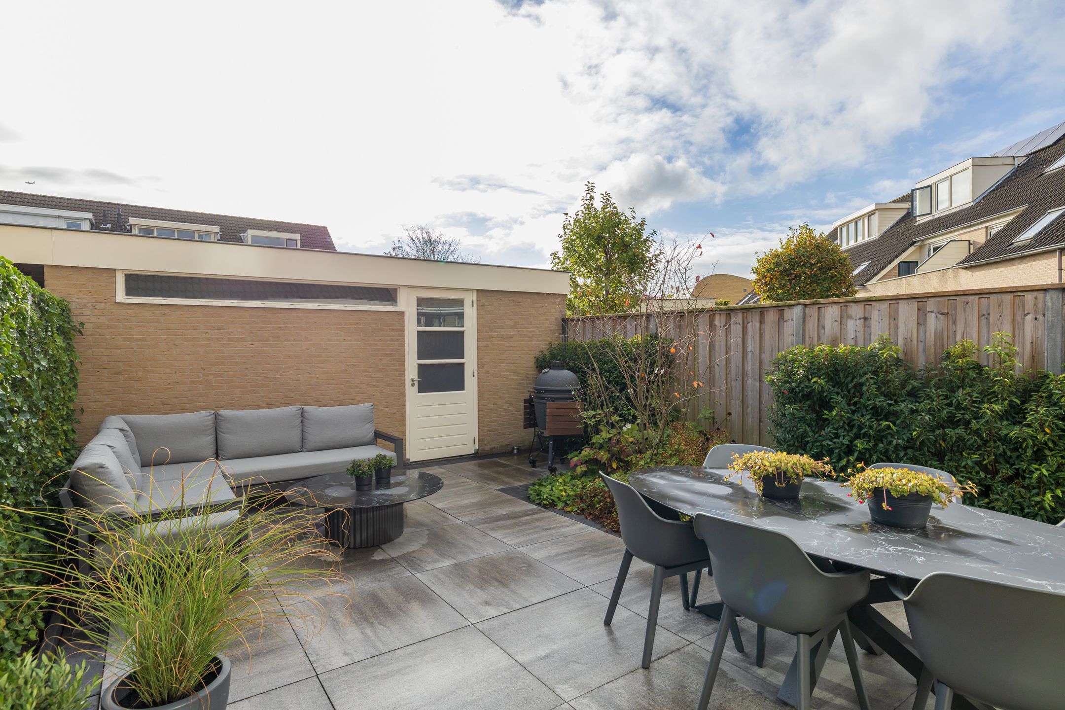 Foto 27 van Henriette Roland Holstlaan 11