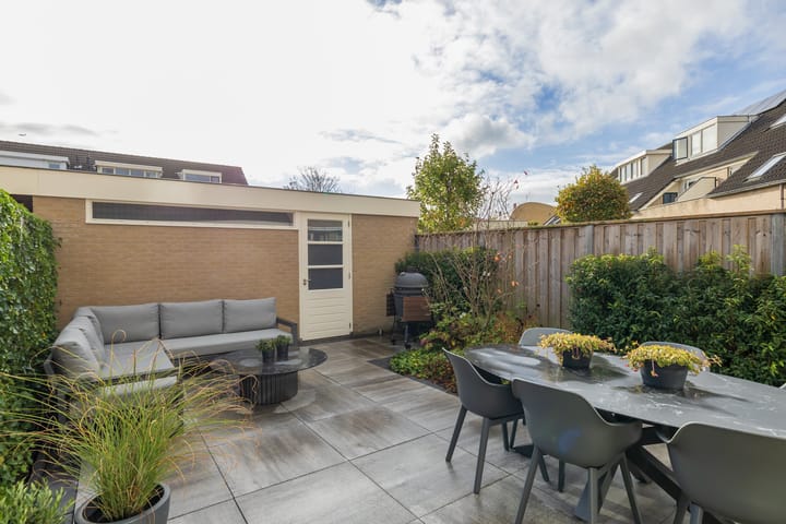 Photo 27 of Henriette Roland Holstlaan 11