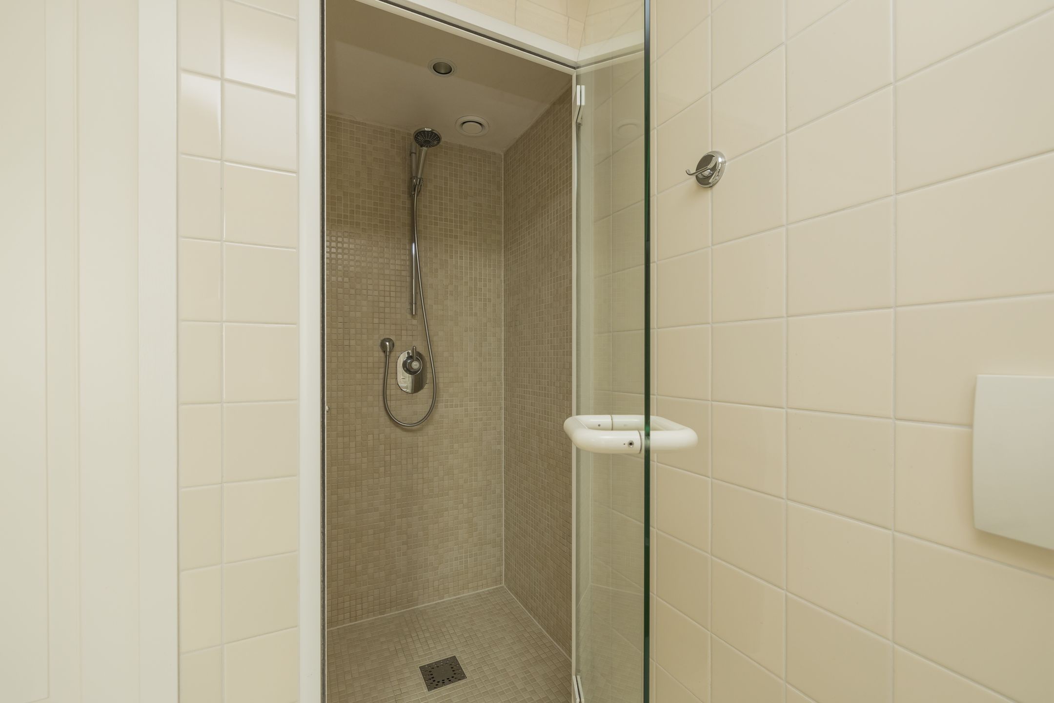 Foto 39 van Henriette Roland Holstlaan 11