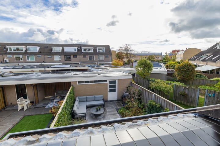 Photo 49 of Henriette Roland Holstlaan 11