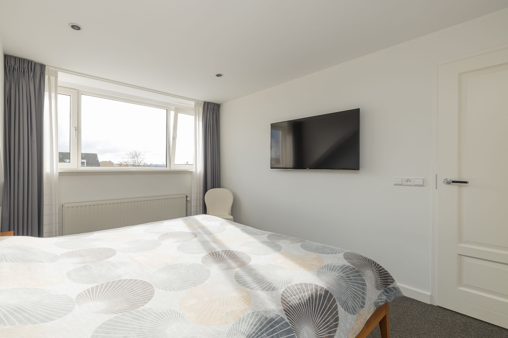 Foto 60 van Henriette Roland Holstlaan 11