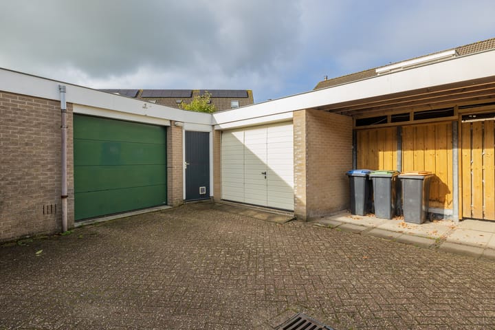 Photo 73 of Henriette Roland Holstlaan 11