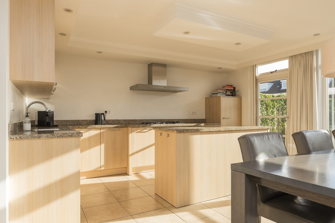 Foto 7 van Henriette Roland Holstlaan 11