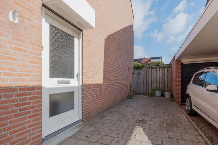 Photo 8 of Pastoor Verheggenstraat 23