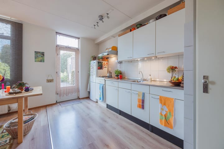 Photo 12 of Pastoor Verheggenstraat 23