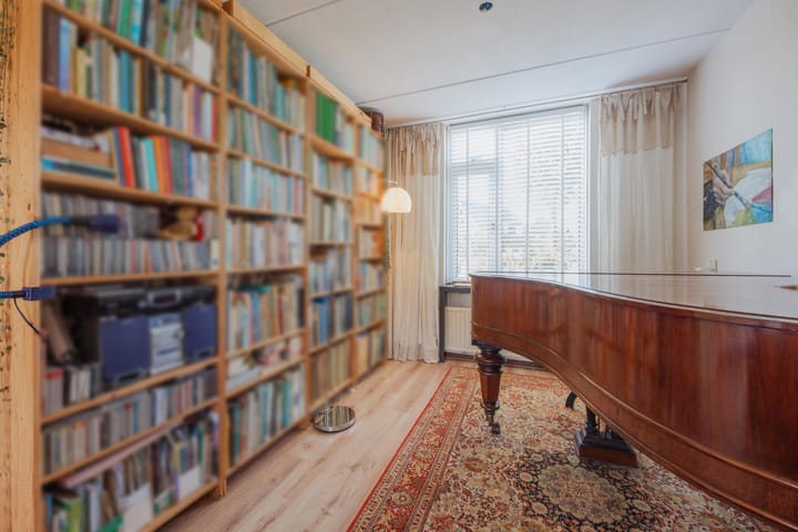 Photo 17 of Pastoor Verheggenstraat 23