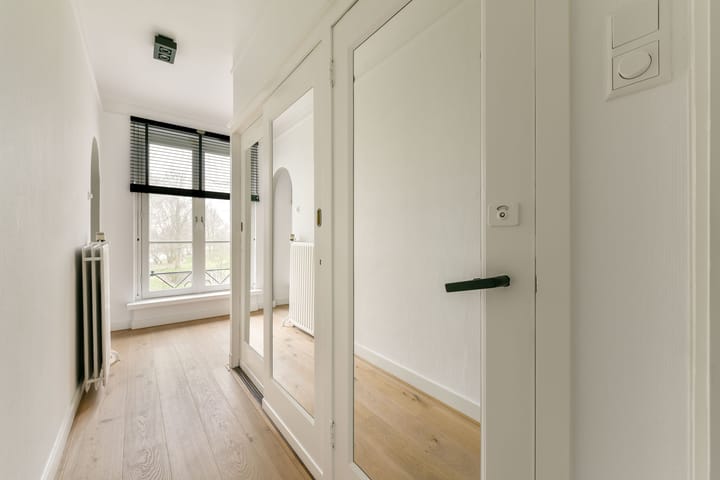 Foto 35 van Rijnsburgerweg 5