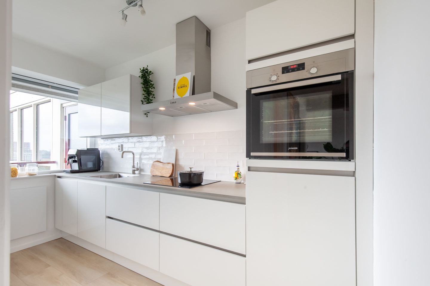 Foto 25 van Burgemeester Hogguerstraat 261