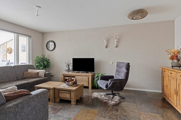 Foto 7 van Lariks 37