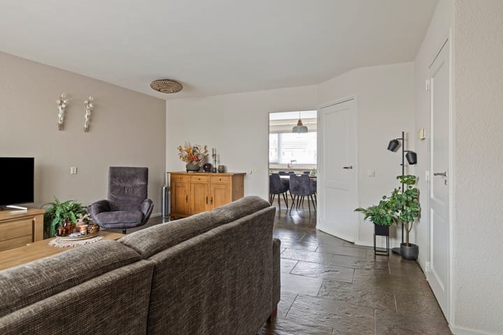 Foto 9 van Lariks 37