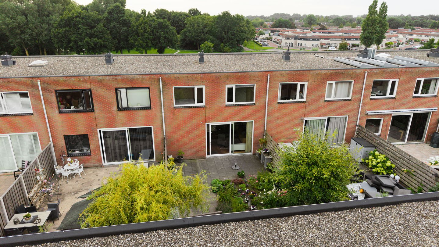 Foto 4 van Vliegent Hert 140
