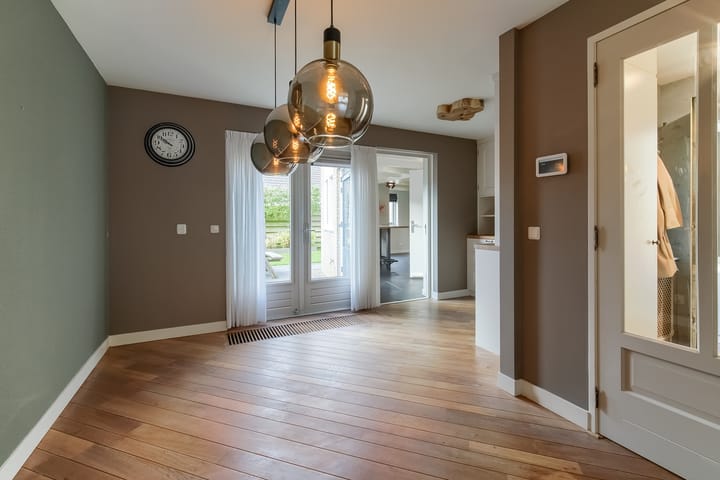 Photo 16 of Lijster 42