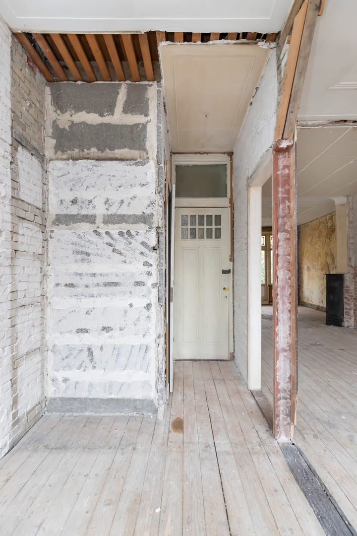 Foto 25 van Eerste Helmersstraat 53-3