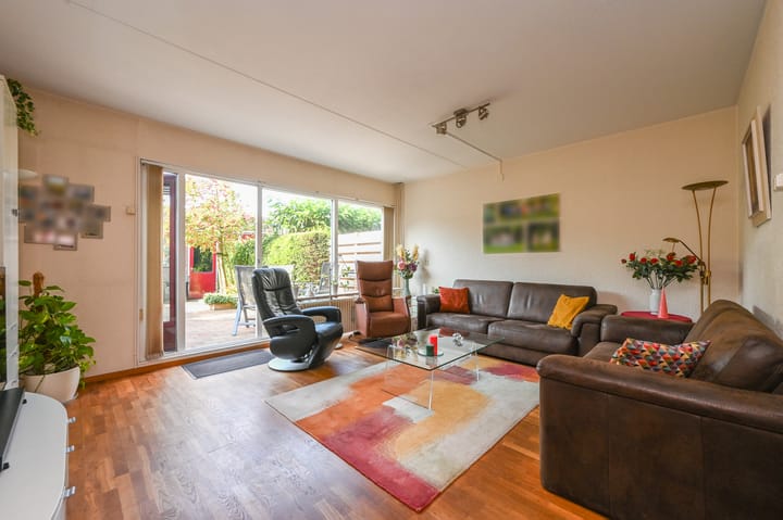 Photo 6 of Wassenaer van Obdamstraat 4