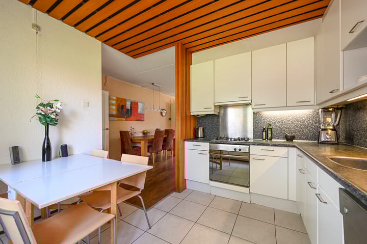 Photo 10 of Wassenaer van Obdamstraat 4