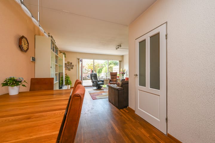 Photo 12 of Wassenaer van Obdamstraat 4