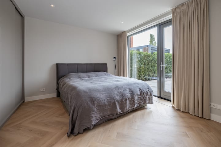 Foto 15 van J.H. Beutestraat 11