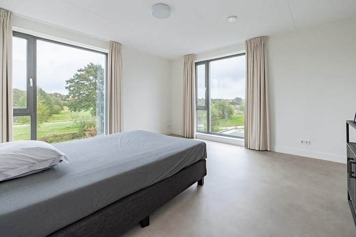 Foto 24 van J.H. Beutestraat 11