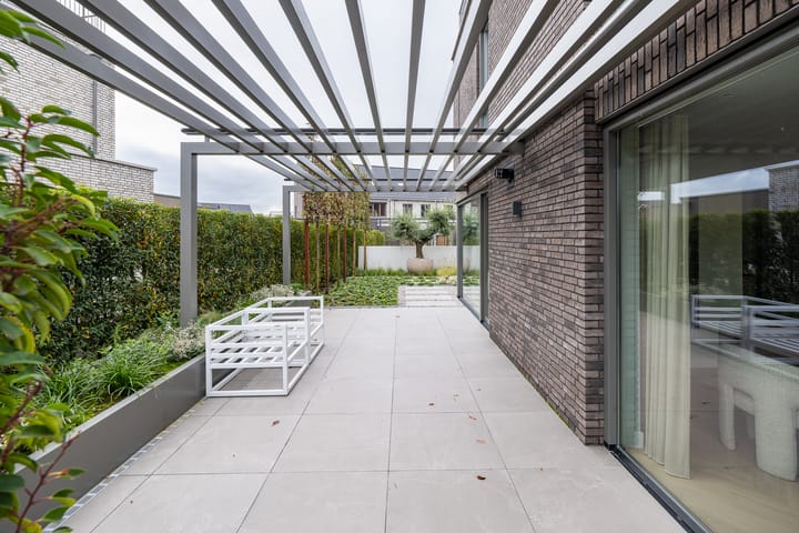 Foto 48 van J.H. Beutestraat 11