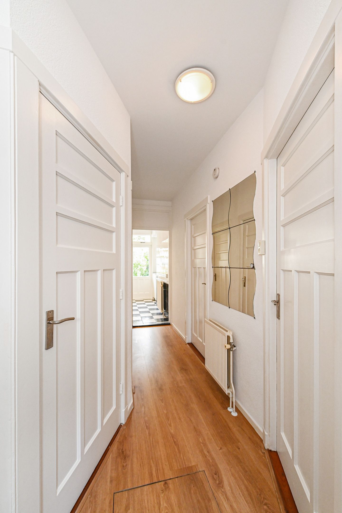Photo 5 of Barneveldstraat 60