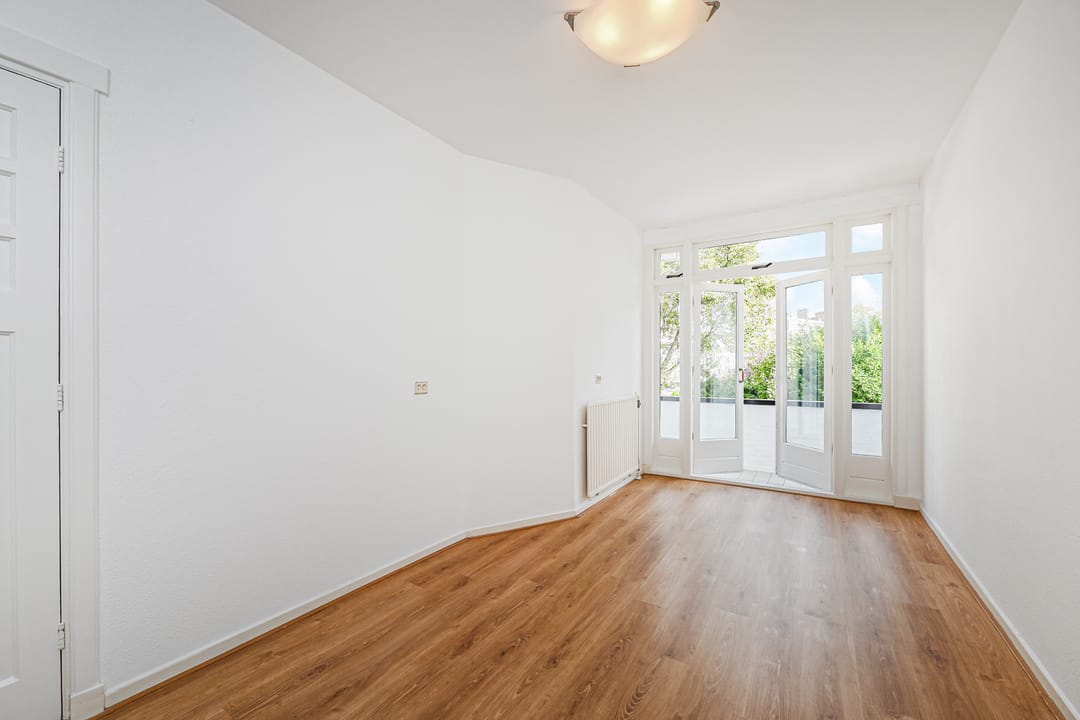 Photo 16 of Barneveldstraat 60