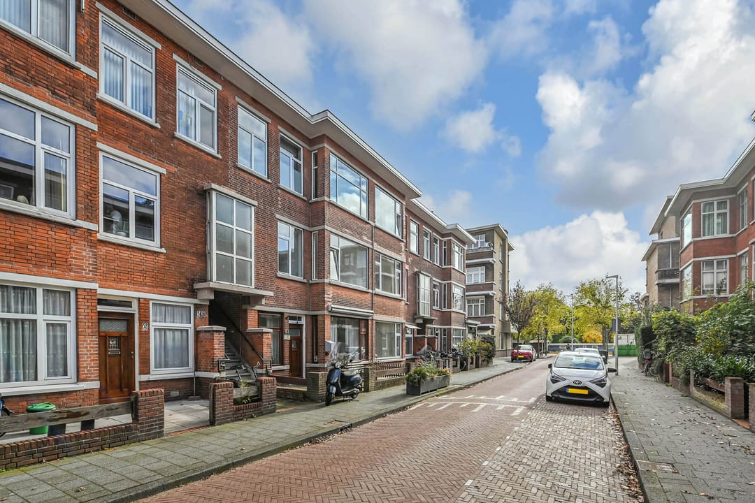 Photo 23 of Barneveldstraat 60