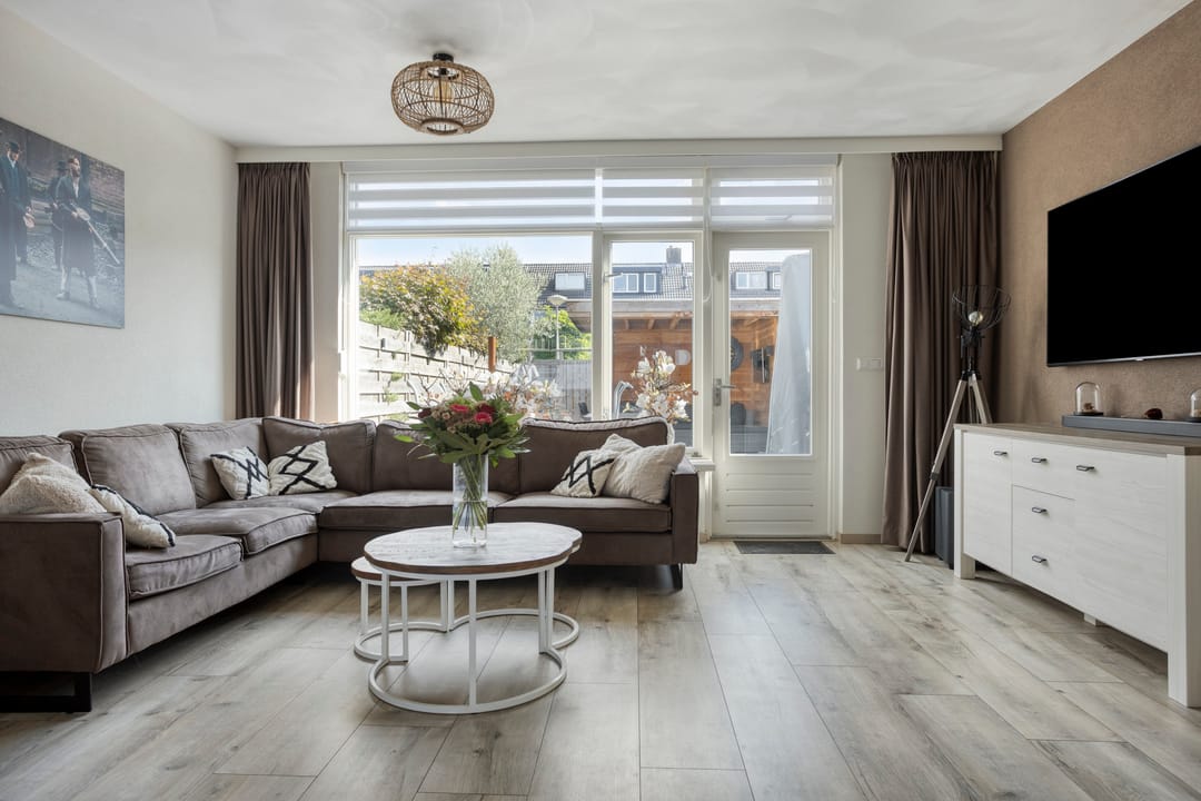 Photo 2 of Ambachtenlaan 53