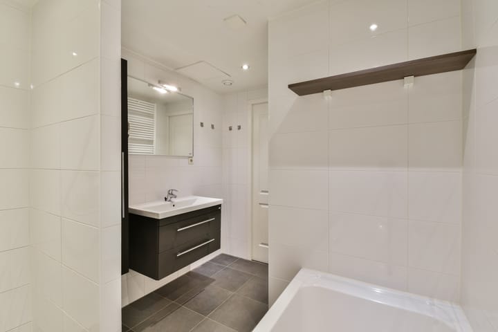 Photo 19 of Nassaukade 146-4