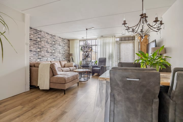 Foto 6 van Schrijverslaantje 17