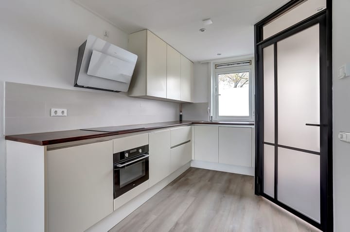 Foto 1 van Spieringstraat 77