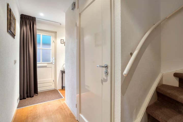 Photo 13 of Libel 34