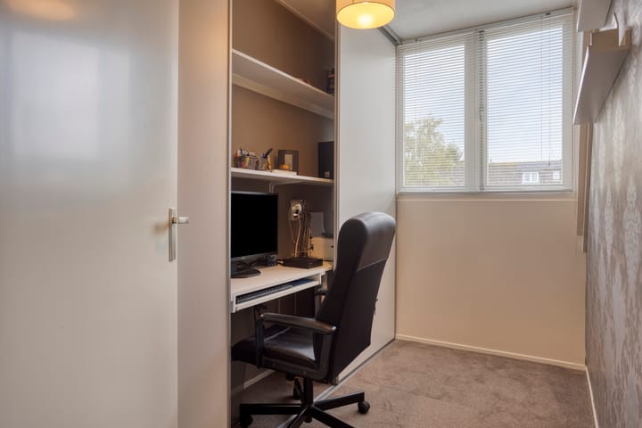 Photo 19 of Libel 34