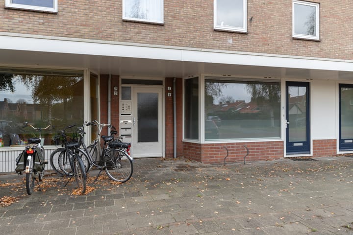 Photo 3 of De Hulstlaan 4-II