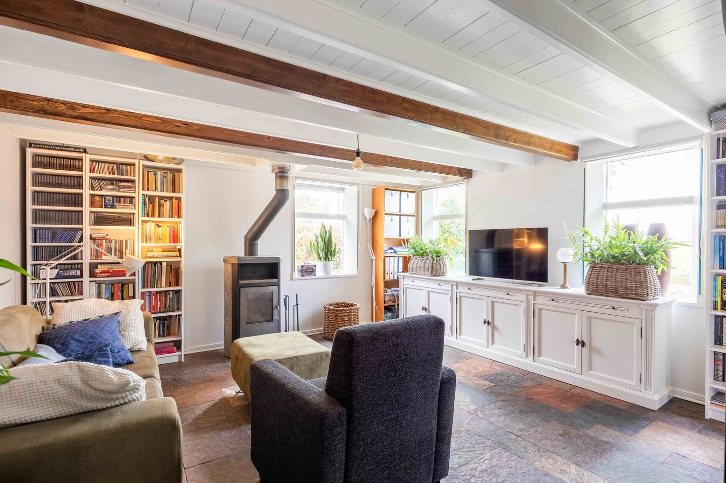 Foto 10 van Hoofdweg 17