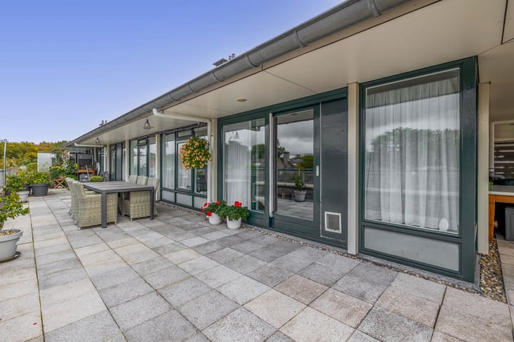 Photo 1 of Egginklaan 2-42