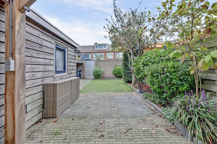 Foto 24 van Hortensiastraat 22