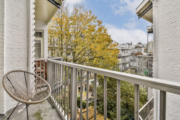 Foto 19 van Luzacstraat 9-3