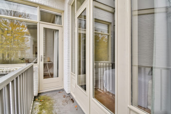 Foto 20 van Luzacstraat 9-3