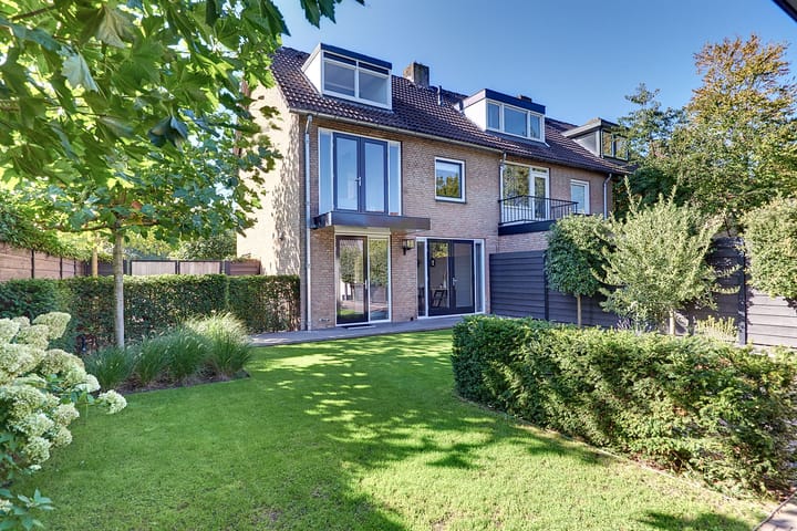 Foto 4 van Beneluxlaan 2