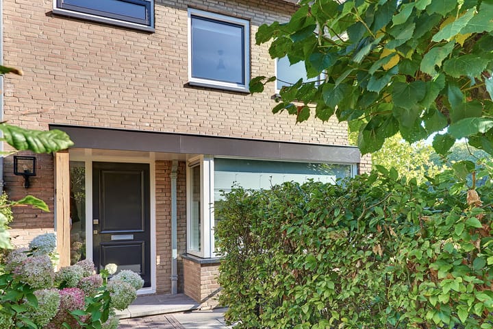 Foto 6 van Beneluxlaan 2