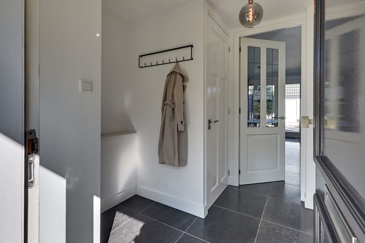 Foto 8 van Beneluxlaan 2