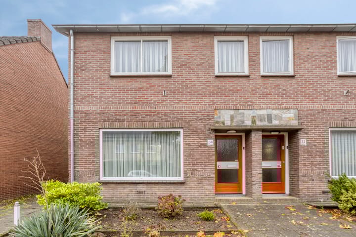 Photo 2 of Goudbergstraat 34