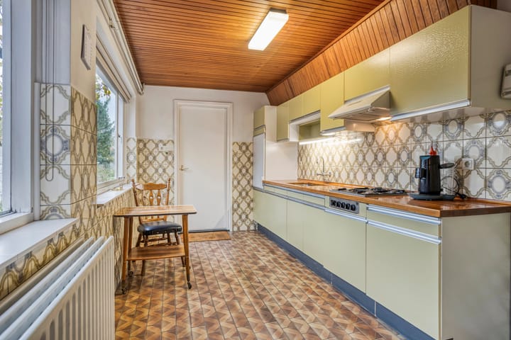 Photo 10 of Goudbergstraat 34