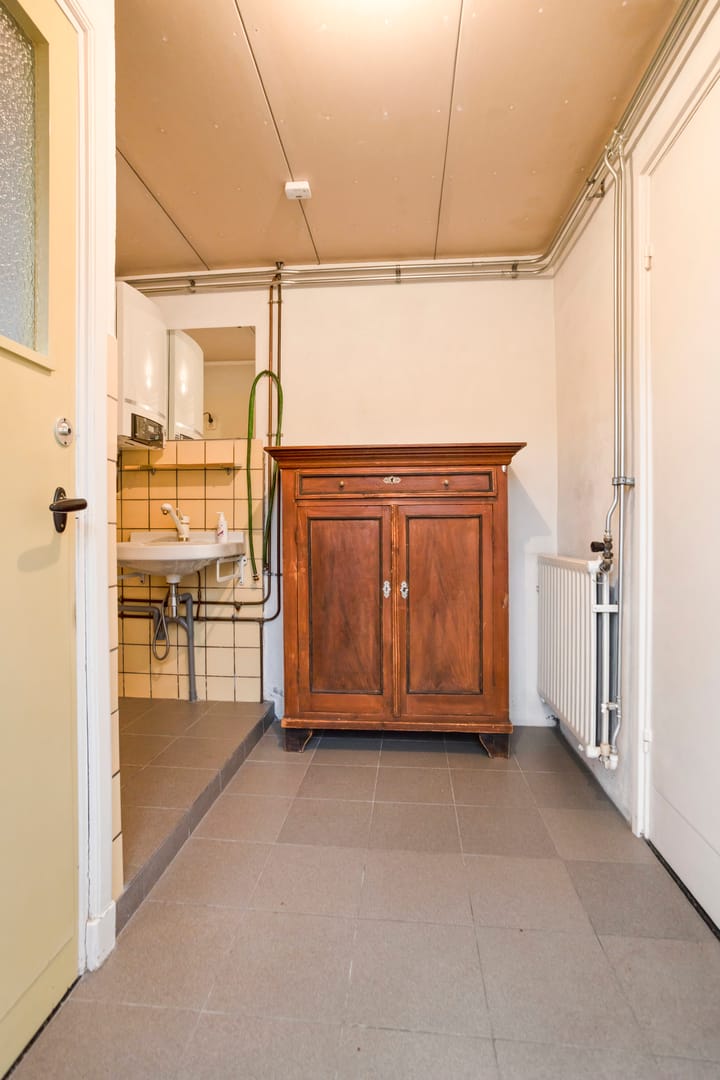 Photo 12 of Goudbergstraat 34