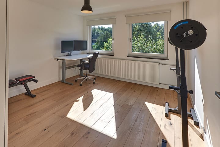 Foto 32 van Beneluxlaan 2