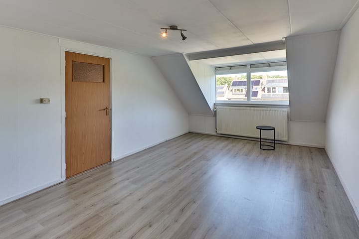 Foto 45 van Beneluxlaan 2